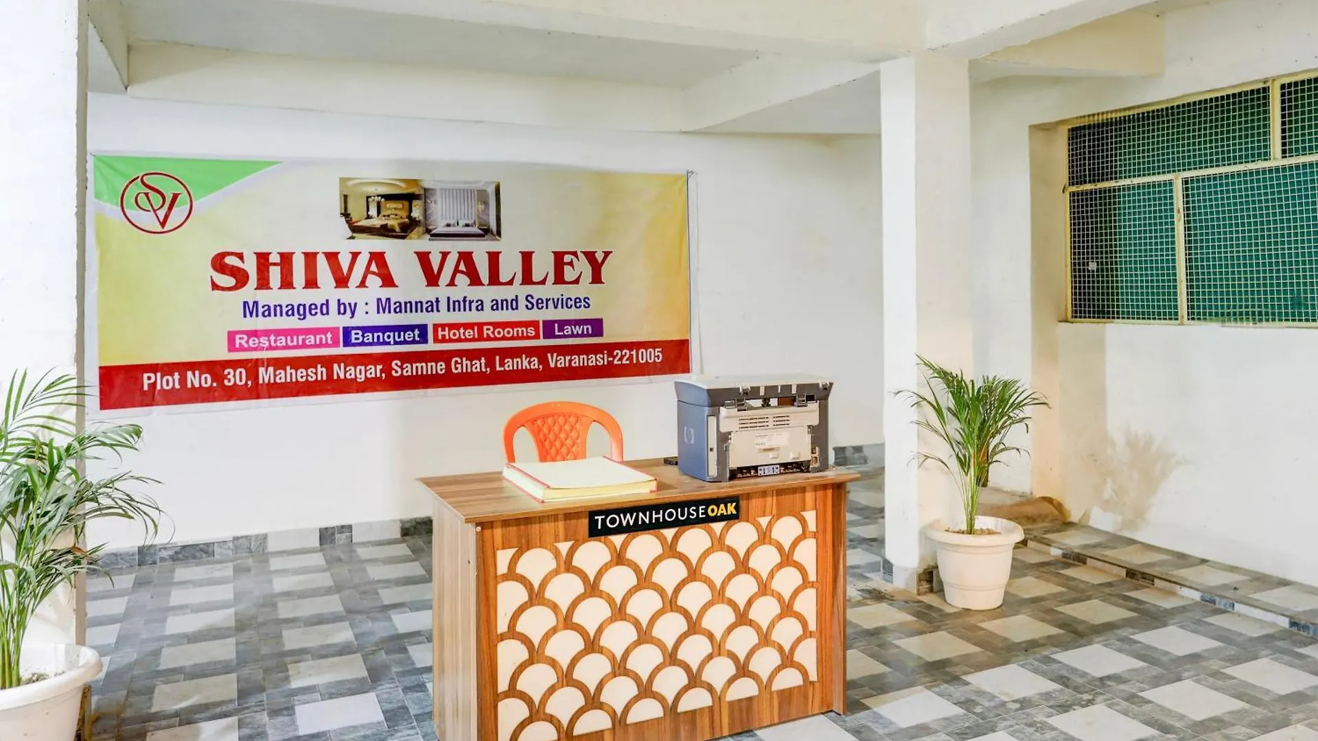 ****  ורנאסי Hotel O Shiva Valley Hotel הודו