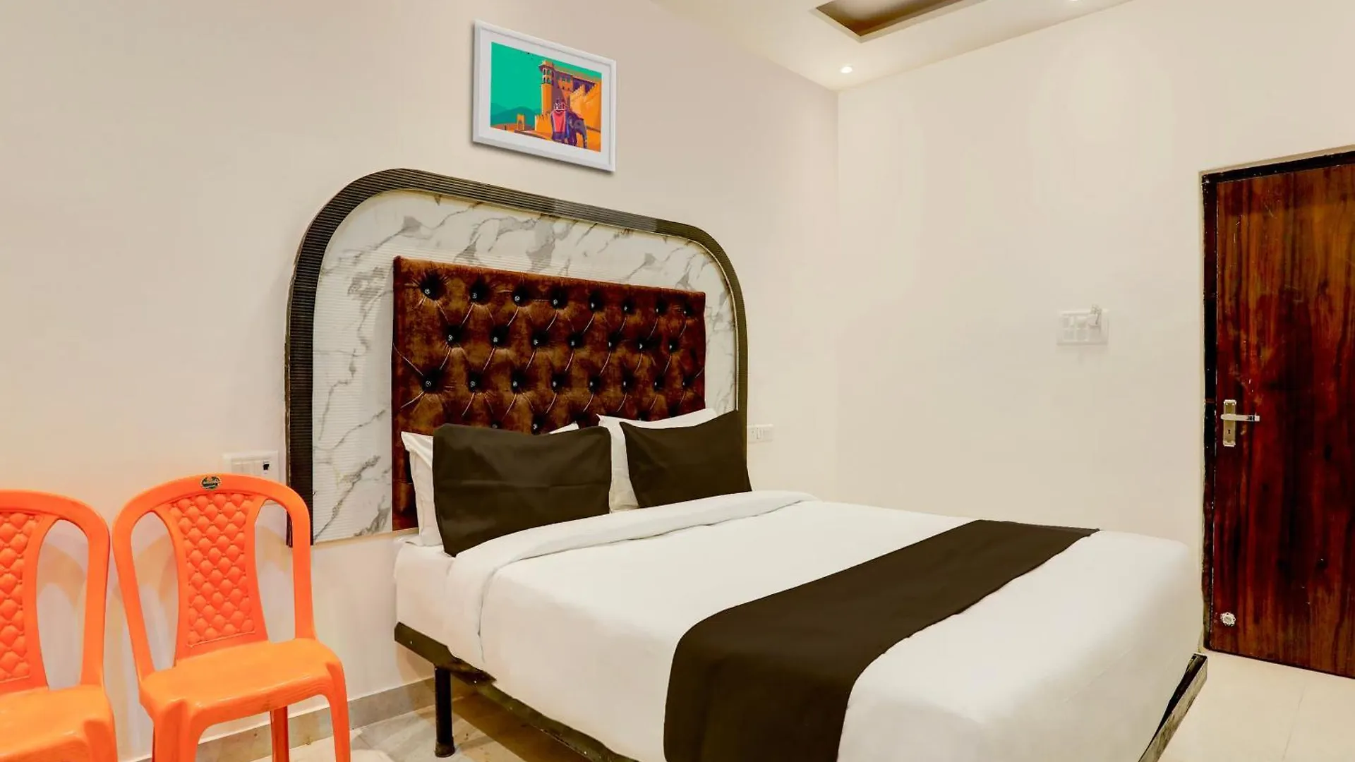 ורנאסי Hotel O Shiva Valley Hotel הודו